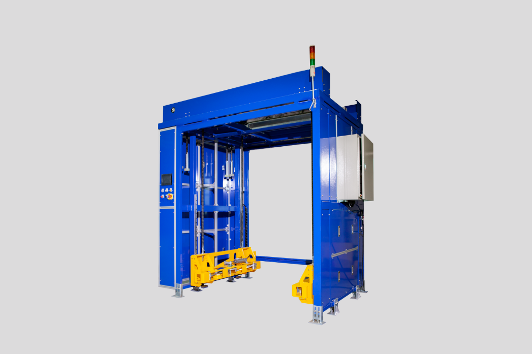 AGV docking system for stacking pallet/steel frame