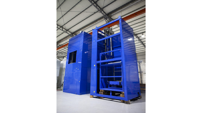 往复式自动升降机提供垂直搬运系统高效运作，不论是工厂垂直物料搬送，商业物流运作都能符合跨楼层输送需求